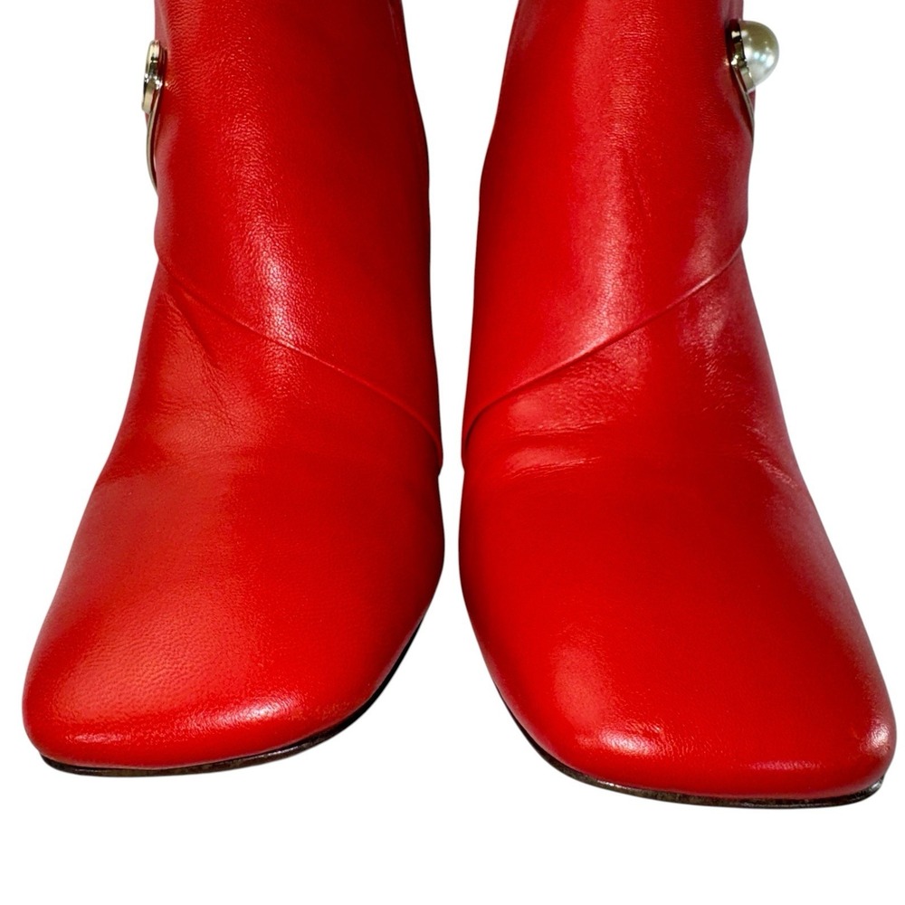Nine West RED Leather Quitit Ankle Boots 4" Heels Pearl Safety Pin Accent 8.5M - Picture 5 of 11